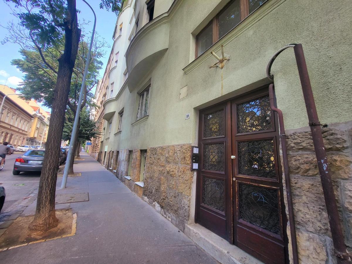 Апартаменты Cosy Apartman By The Castle Будапешт Экстерьер фото
